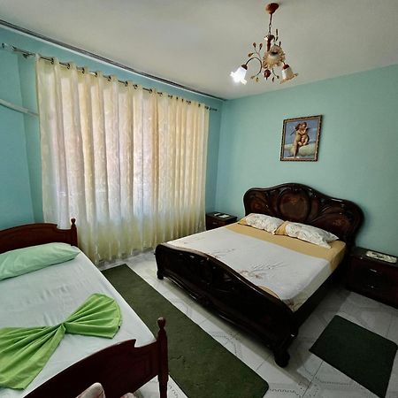 Guest House Adi Doga Berat Exterior photo
